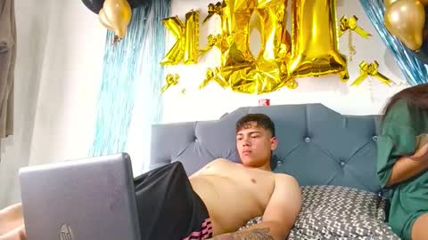 naisha and axel2 online show from March 17, 2026, 9:29 pm