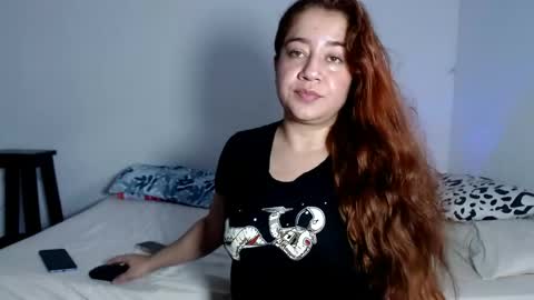 Natalia Flores online show from May 6, 2026, 6:24 pm