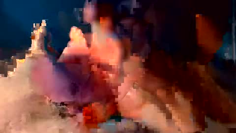 Snapshot of naked_slut86 chatting on April 3, 2026, 12:19 am Naked slut online show from April 3, 2026, 12:19 am