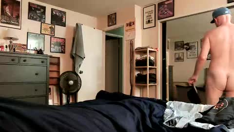 nakedmonkey online show from October 28, 2025, 7:49 pm