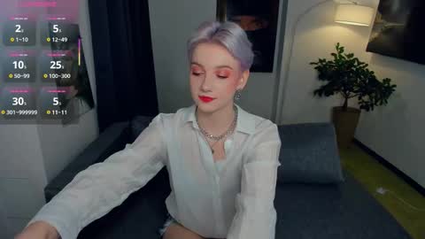 Snapshot of nakishacroshaw chatting on October 2, 2025, 11:50 am Kate online show from October 2, 2025, 11:50 am