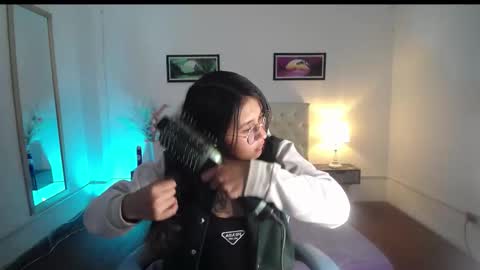 Snapshot of nala_sc chatting on October 19, 2025, 9:59 pm nala_sc online show from October 19, 2025, 9:59 pm