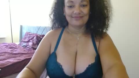 Nala Thickk online show from December 26, 2024, 2:05 pm