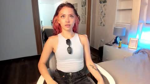 ----Namea------ online show from October 22, 2025, 7:35 pm