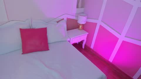 Snapshot of nami_beauty chatting on May 30, 2026, 9:23 pm nami_beauty online show from May 30, 2026, 9:23 pm