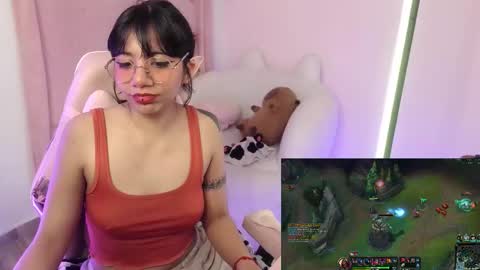 nami_usagi online show from September 19, 2025, 4:29 pm