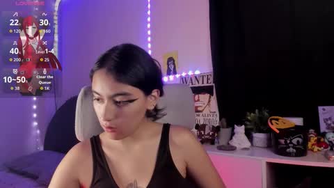 nami_white online show from October 23, 2025, 5:40 am