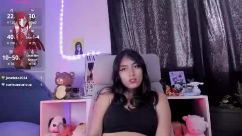nami_white online show from October 23, 2025, 5:44 pm