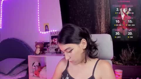 nami_white online show from October 27, 2025, 10:25 pm