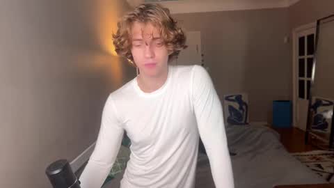 Georges online show from January 7, 2026, 9:06 pm