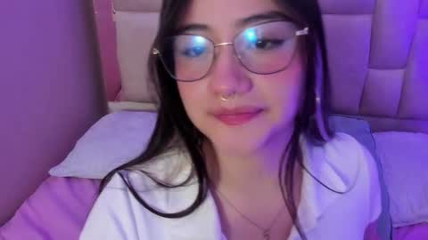 Nana online show from March 11, 2026, 3:56 am