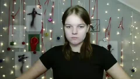 Nana online show from November 17, 2025, 8:09 am