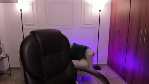 Snapshot of nanaa_snow chatting on June 2, 2026, 4:47 am Nanaa snow online show from June 2, 2026, 4:47 am