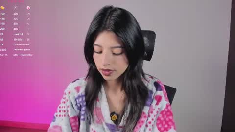 Nana  Natalia online show from June 16, 2026, 8:22 pm