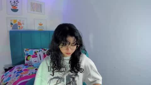 Snapshot of nanami_owo chatting on September 22, 2025, 2:13 am nanami_owo online show from September 22, 2025, 2:13 am