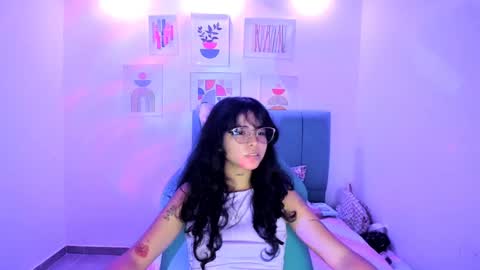 Snapshot of nanami_owo chatting on October 11, 2025, 6:23 am nanami_owo online show from October 11, 2025, 6:23 am