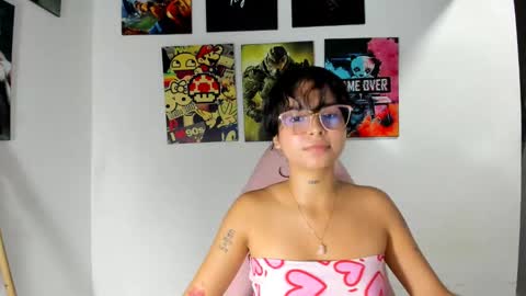 Snapshot of nanami_owo chatting on October 21, 2025, 11:49 pm nanami_owo online show from October 21, 2025, 11:49 pm