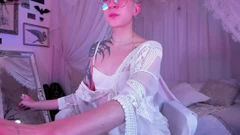 Snapshot of nanaxnana chatting on April 9, 2026, 9:58 am Alma Maria online show from April 9, 2026, 9:58 am