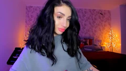 nancy_lovee__ online show from February 19, 2026, 9:44 pm