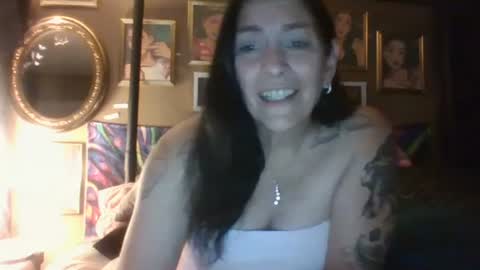 Snapshot of nancybees3 chatting on June 13, 2026, 4:32 am jasminej online show from June 13, 2026, 4:32 am