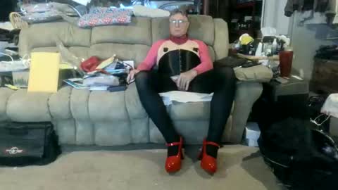 nancyboy_1 online show from June 6, 2026, 9:19 pm