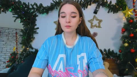 Luna online show from January 4, 2025, 5:05 am