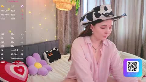 Luna online show from May 9, 2026, 5:12 am