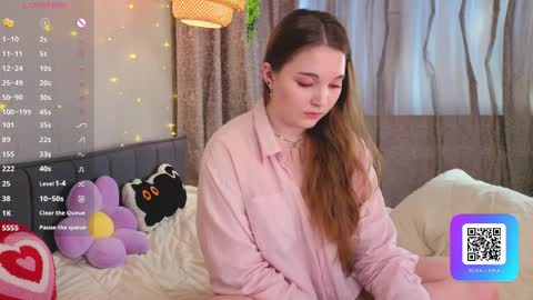Luna online show from May 10, 2026, 5:01 am