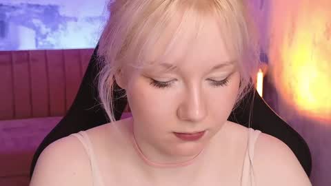 nancymartinez online show from December 10, 2024, 2:28 pm