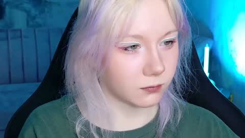 nancymartinez online show from December 11, 2024, 5:10 am