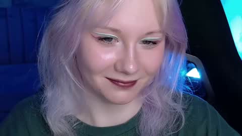 nancymartinez online show from December 11, 2024, 2:22 pm