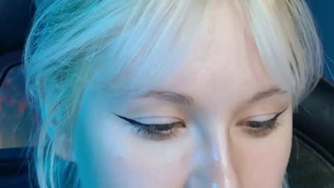 nancymartinez online show from December 20, 2024, 4:14 pm