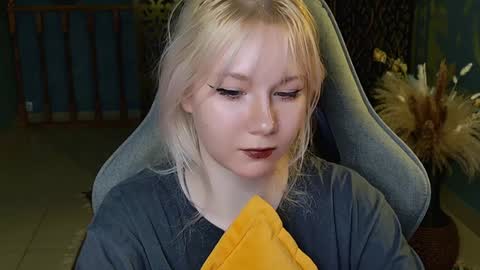 nancymartinez online show from December 21, 2024, 4:14 pm
