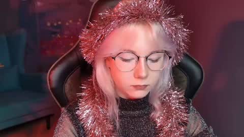 nancymartinez online show from December 24, 2024, 8:22 am