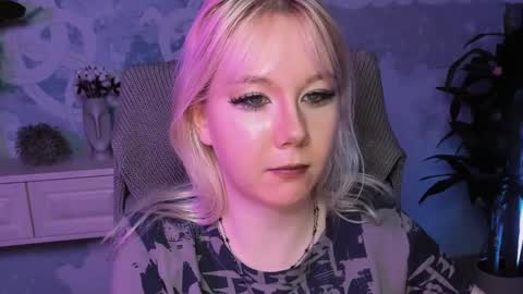 nancymartinez online show from January 10, 2025, 11:22 am