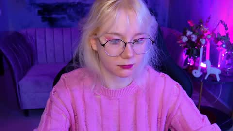 nancymartinez online show from January 14, 2025, 5:19 am