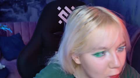 nancymartinez online show from January 21, 2025, 11:13 am