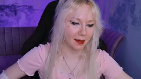 nancymartinez online show from February 1, 2025, 7:13 pm