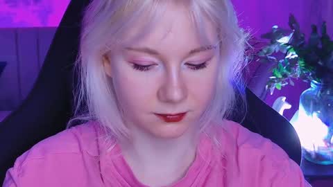 nancymartinez online show from February 4, 2025, 8:13 am
