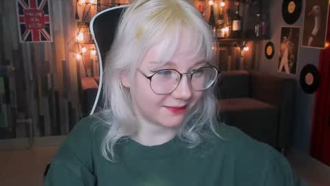nancymartinez online show from February 5, 2025, 8:11 am