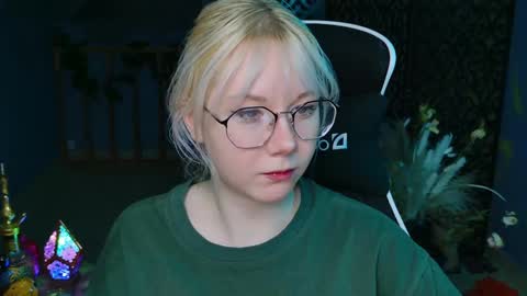 nancymartinez online show from February 20, 2025, 5:12 am