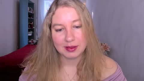 Snapshot of nancysanders chatting on February 11, 2026, 6:18 am Nancy online show from February 11, 2026, 6:18 am