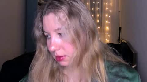 Snapshot of nancysanders chatting on March 20, 2026, 7:52 pm Nancy online show from March 20, 2026, 7:52 pm