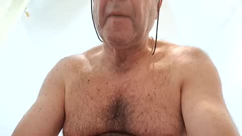 nando152251731 online show from November 3, 2025, 7:26 pm