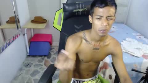 Snapshot of nando_col chatting on October 1, 2025, 3:07 pm nando_col online show from October 1, 2025, 3:07 pm