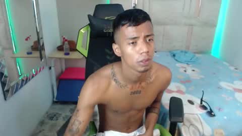 Snapshot of nando_col chatting on October 6, 2025, 12:35 pm nando_col online show from October 6, 2025, 12:35 pm