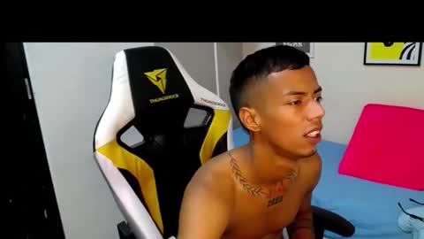 Snapshot of nando_col chatting on October 22, 2025, 11:32 am nando_col online show from October 22, 2025, 11:32 am