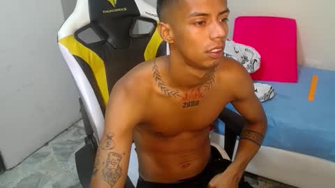 Snapshot of nando_col chatting on November 6, 2025, 12:39 pm nando_col online show from November 6, 2025, 12:39 pm