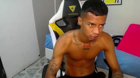 Snapshot of nando_col chatting on November 8, 2025, 11:32 am nando_col online show from November 8, 2025, 11:32 am