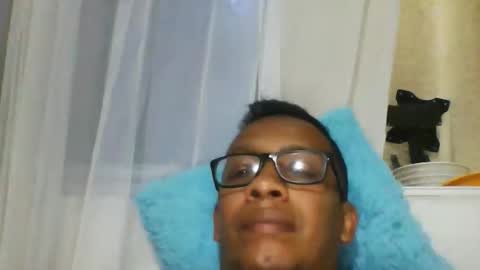 Nando Rincon online show from December 22, 2025, 6:38 pm